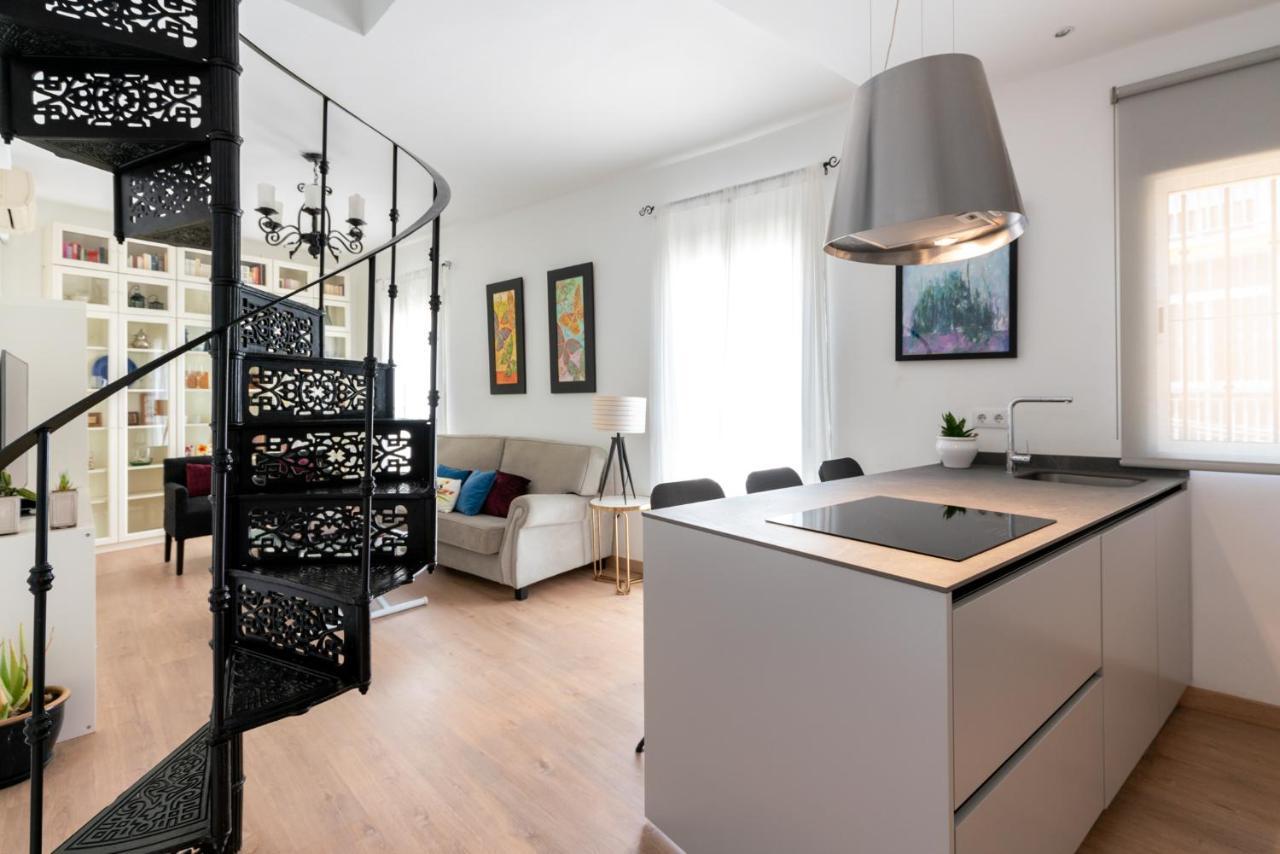 Am Alameda Santa Rufina Appartement Sevilla Buitenkant foto