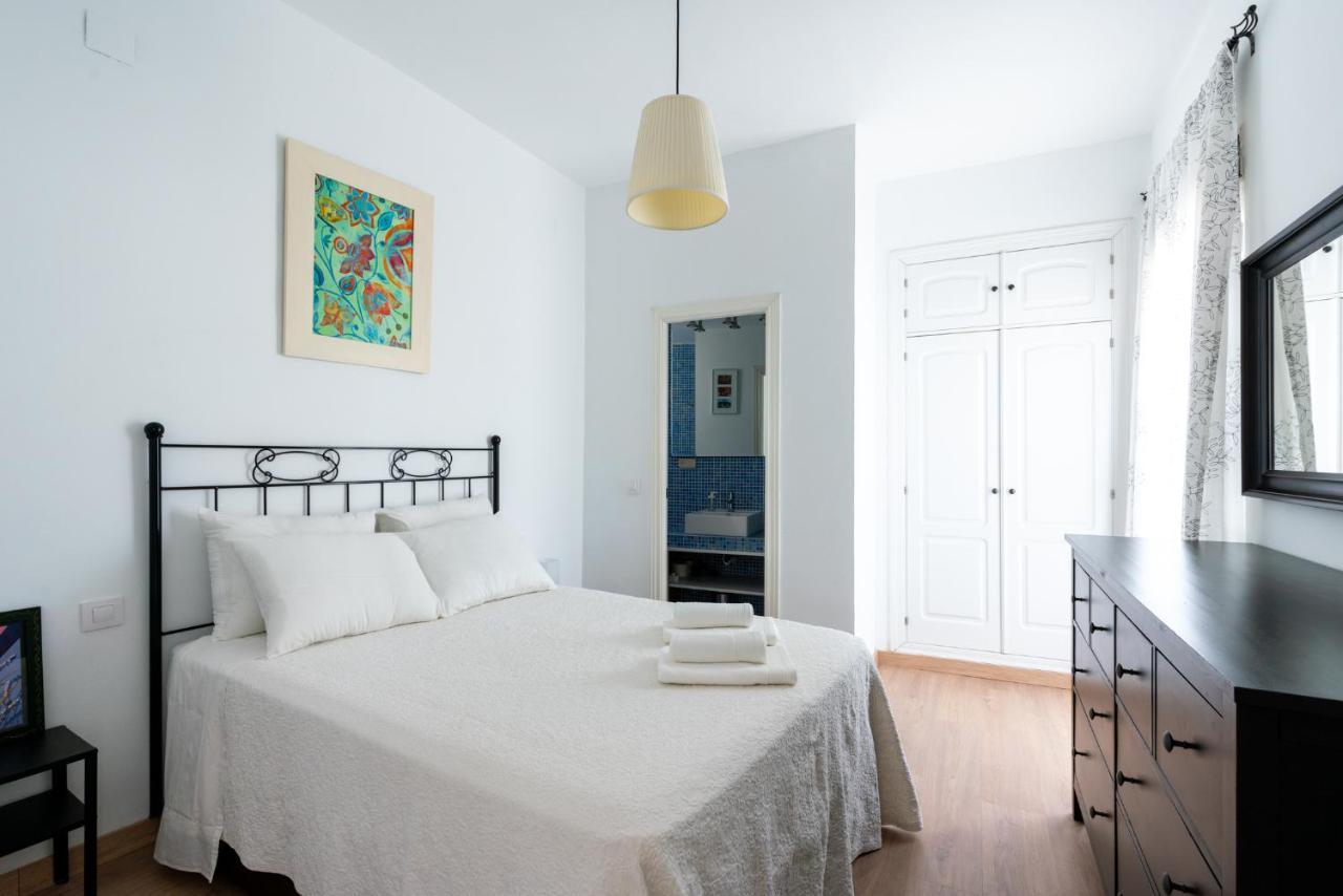 Am Alameda Santa Rufina Appartement Sevilla Buitenkant foto